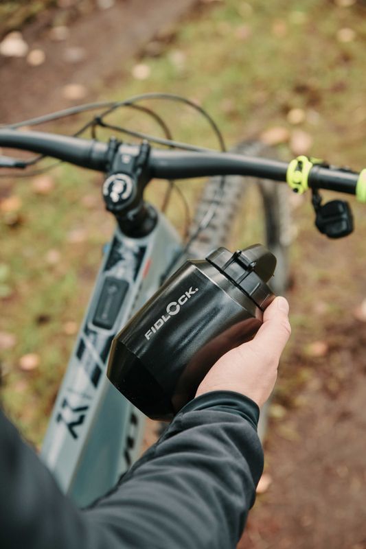 Fidlock TWIST Drikkeflaske 550ml kompakt + Sykkelbase